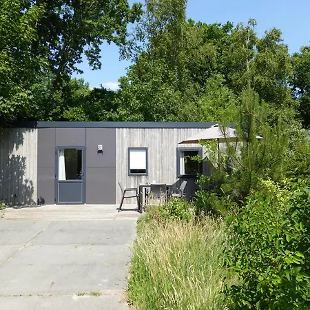 Strand49 Glamping Sint Maartenszee פארק נופש *