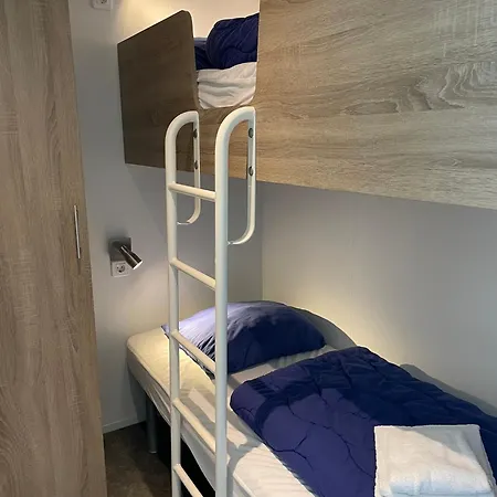 Strand49 Glamping Sint Maartenszee פארק נופש *