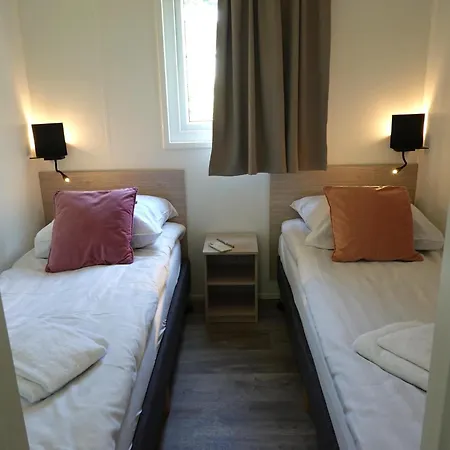 פארק נופש Strand49 Glamping Sint Maartenszee *