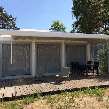 פארק נופש Strand49 Glamping Sint Maartenszee Sint Maartensvlotbrug