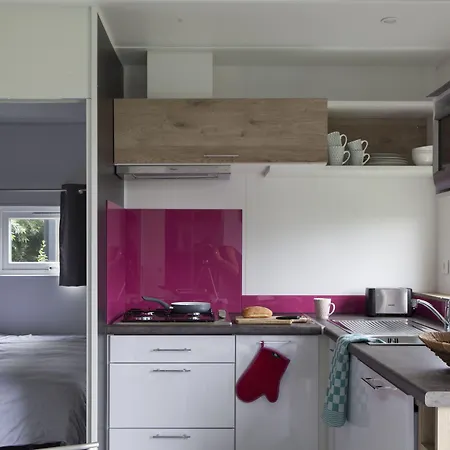 פארק נופש Strand49 Glamping Sint Maartenszee *