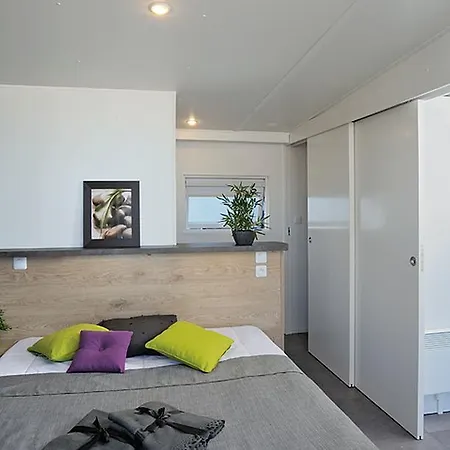 Semesterpark Strand49 Glamping Sint Maartenszee Sint Maartensvlotbrug
