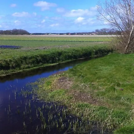 Strand49 Glamping Sint Maartenszee * Sint Maartensvlotbrug