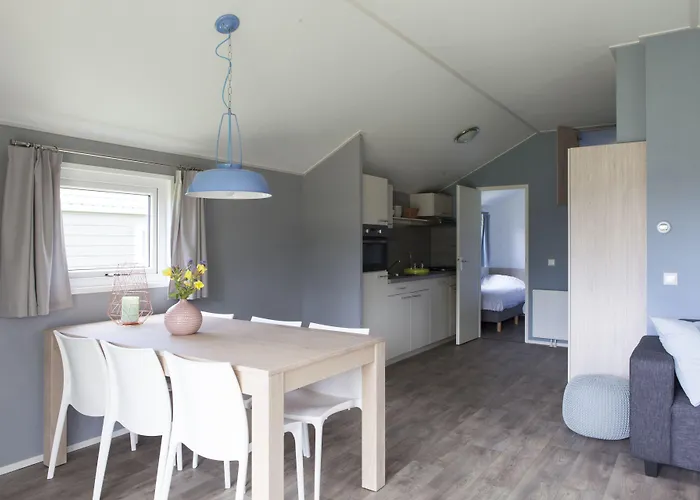 Strand49 Glamping Sint Maartenszee 假日公园 Sint Maartensvlotbrug
