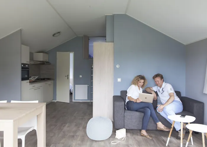 假日公园 Strand49 Glamping Sint Maartenszee *