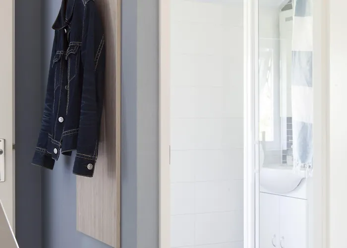 Strand49 Glamping Sint Maartenszee 假日公园 Sint Maartensvlotbrug