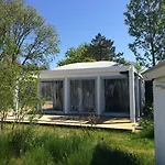 Strand49 Glamping Sint Maartenszee Sint Maartensvlotbrug