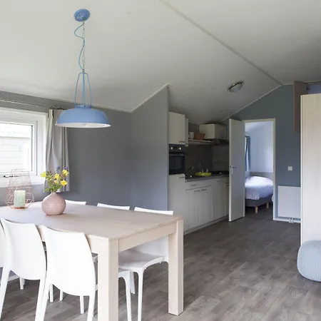 Strand49 Glamping Sint Maartenszee ホリデーパーク Sint Maartensvlotbrug